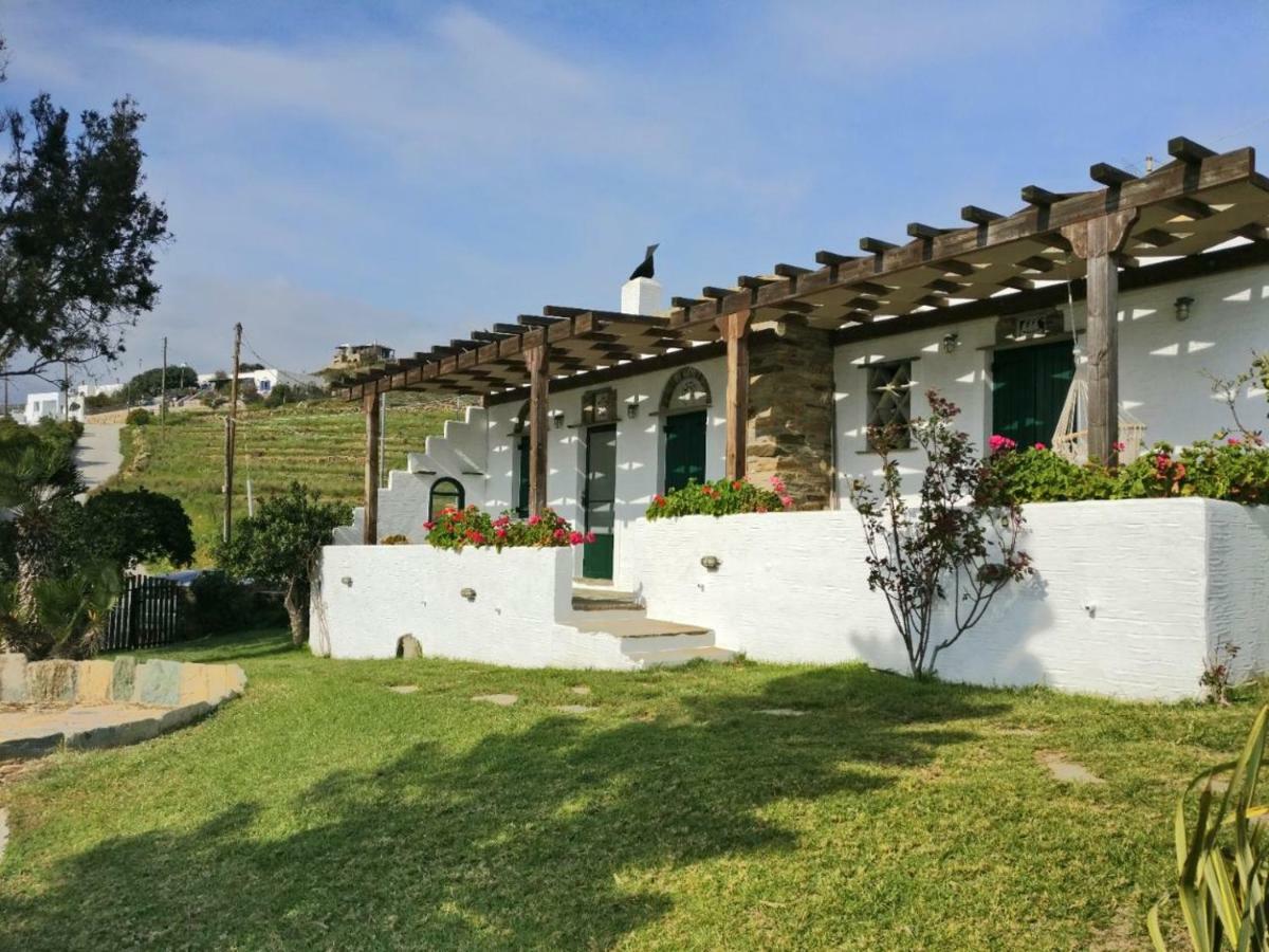 Вілла Laggades Relaxing House Tinos Екстер'єр фото