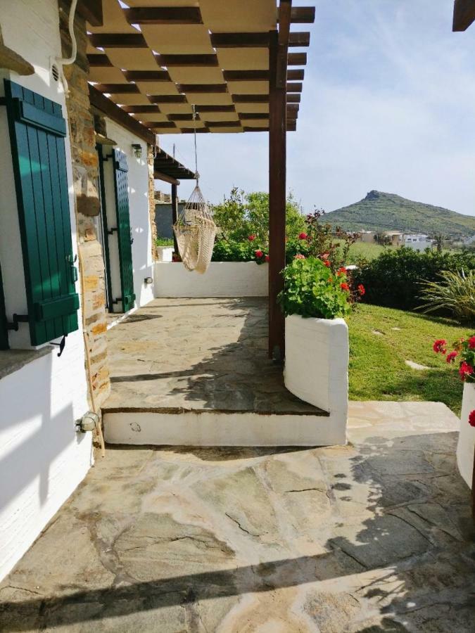 Вілла Laggades Relaxing House Tinos Екстер'єр фото