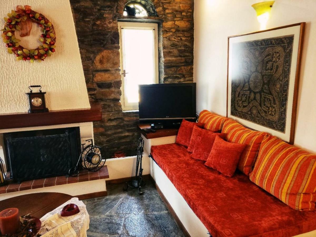 Вілла Laggades Relaxing House Tinos Екстер'єр фото