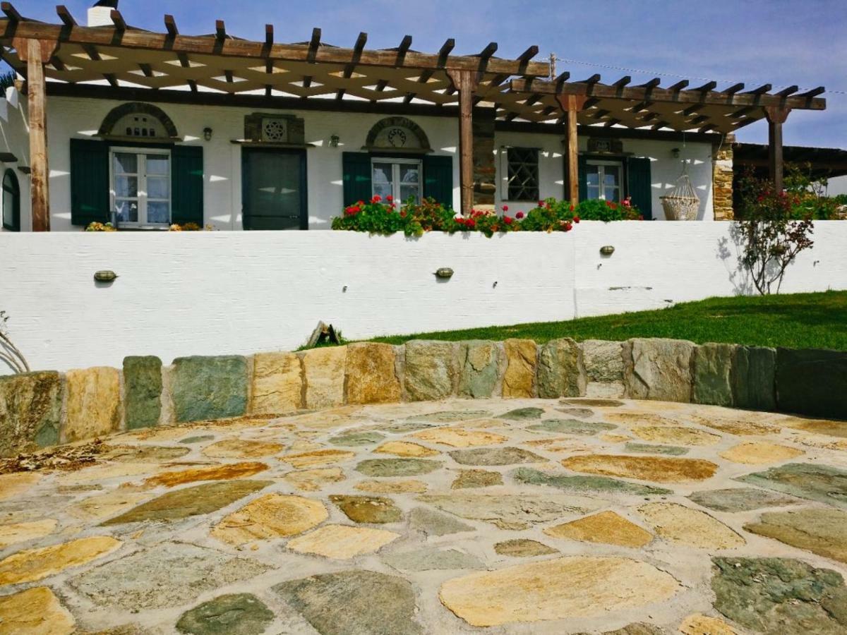 Вілла Laggades Relaxing House Tinos Екстер'єр фото