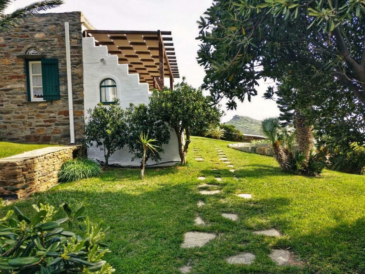 Вілла Laggades Relaxing House Tinos Екстер'єр фото